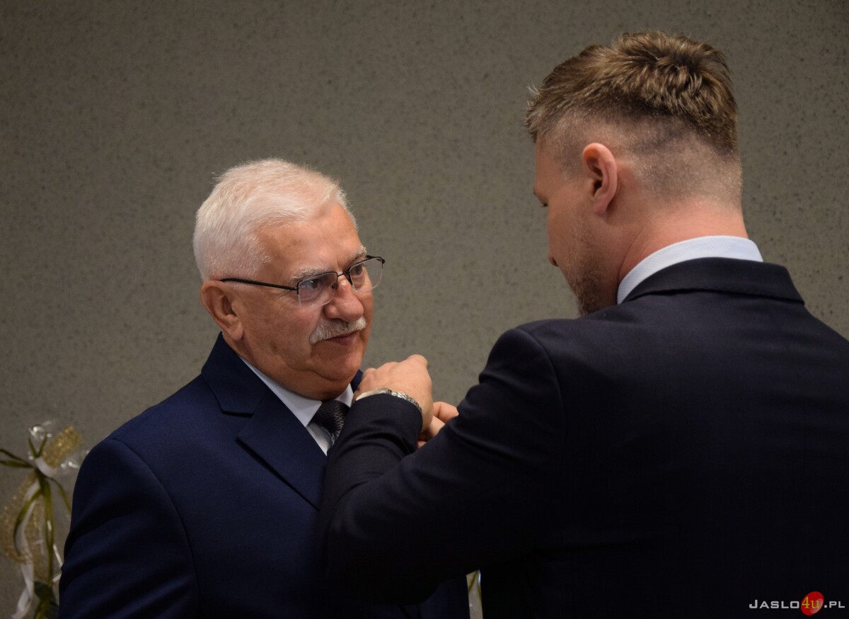 Złote Gody. Burmistrz Jasła wręczył medale za Długoletnie Pożycie Małżeńskie