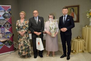 Złote Gody. Burmistrz Jasła wręczył medale za Długoletnie Pożycie Małżeńskie