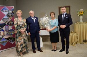 Złote Gody. Burmistrz Jasła wręczył medale za Długoletnie Pożycie Małżeńskie