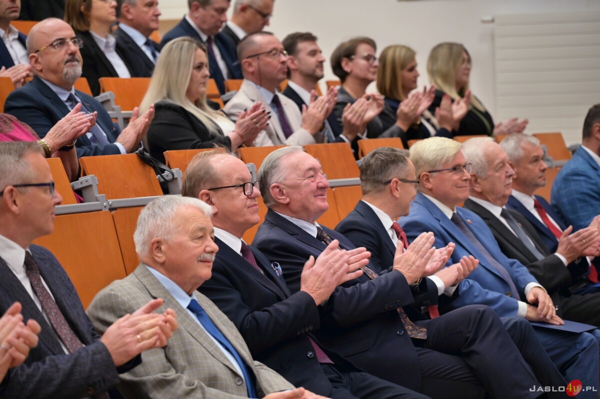 Inauguracja roku akademickiego w PANS w Krośnie