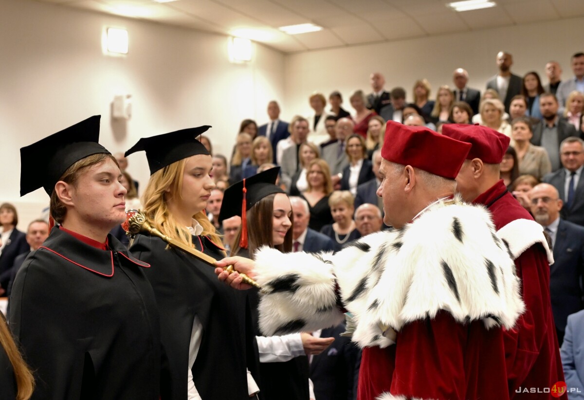 Inauguracja roku akademickiego w PANS w Krośnie