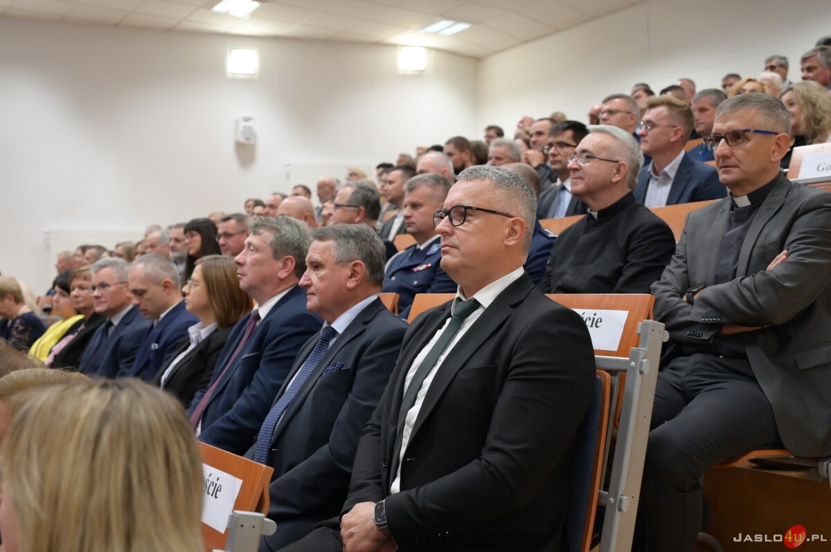 Inauguracja roku akademickiego w PANS w Krośnie