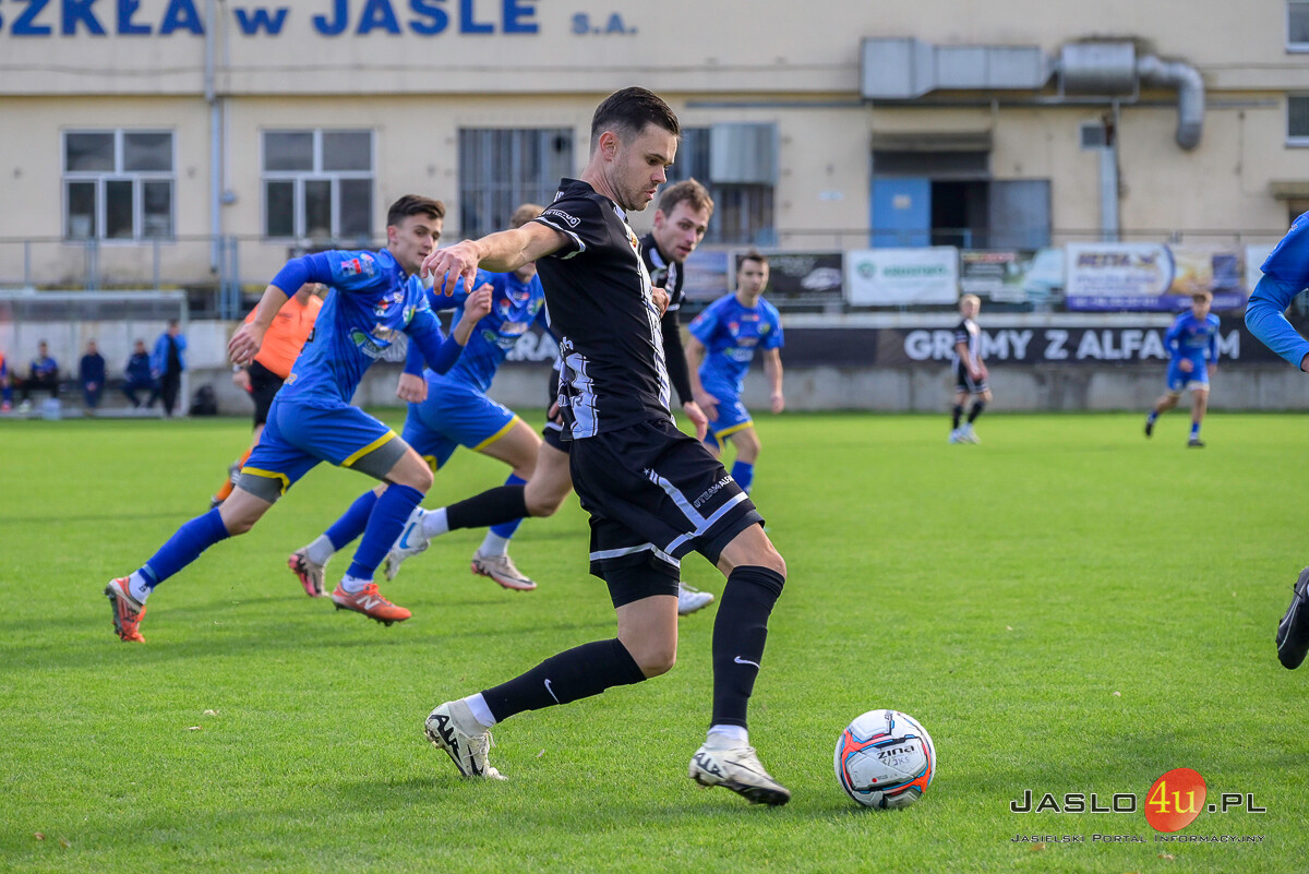 Mecz JKS Czarni 1910 Jasło - Ekoball Stal Sanok 1:1