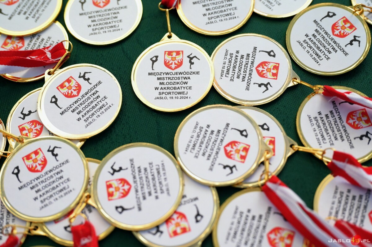 Międzywojewódzkie Mistrzostwa Młodzików w Akrobatyce Sportowej