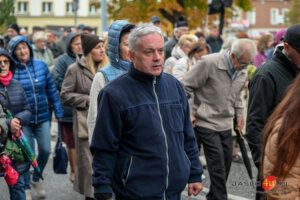 Procesja różańcowa ulicami Jasła 2024
