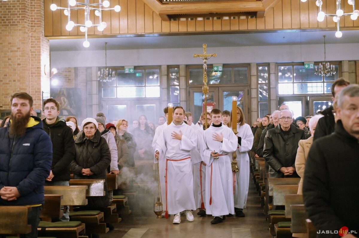 Msza św. z okazji jubileuszu 125 lat posługi franciszkanów w Jaśle