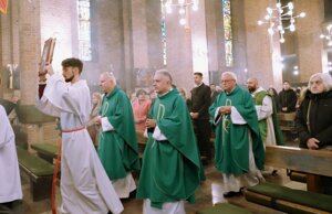 Msza św. z okazji jubileuszu 125 lat posługi franciszkanów w Jaśle