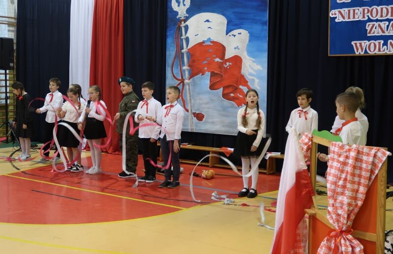 „Niepodległość znaczy Wolność” - akademia w PSP w Kołaczycach