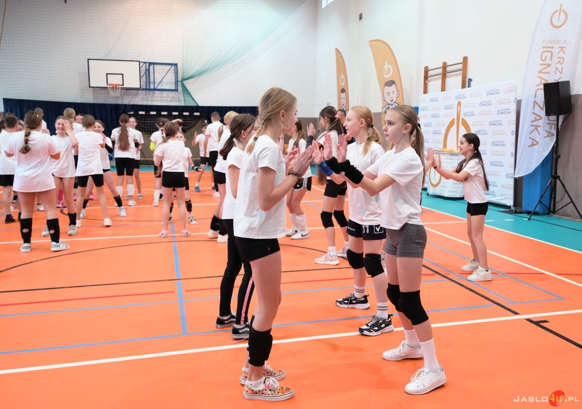Trening siatkarski z Krzysztofem Ignaczakiem i Mileną Sadurek