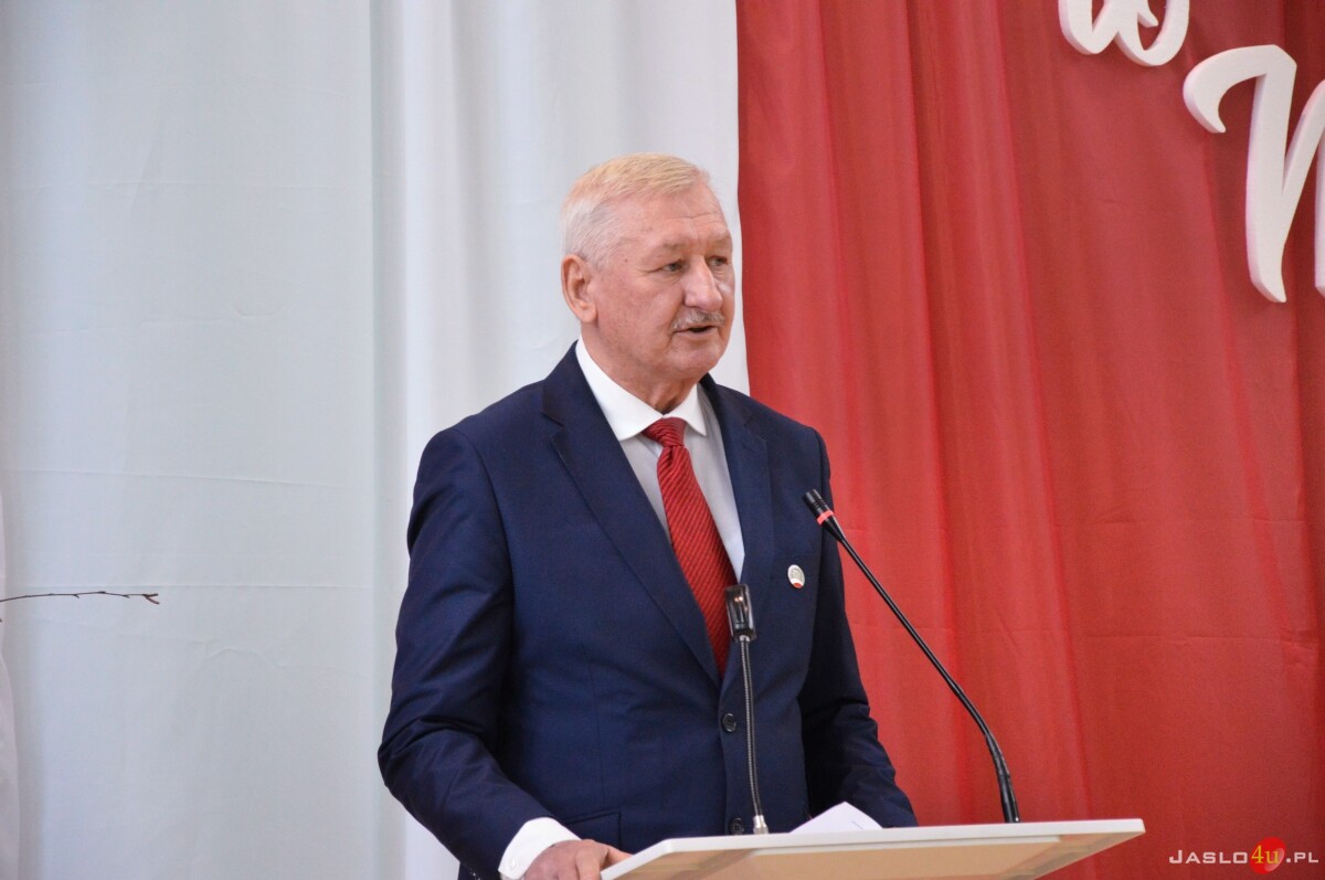 43. rocznica wprowadzenia stanu wojennego. Uroczysta akademia w ZSB w Jaśle