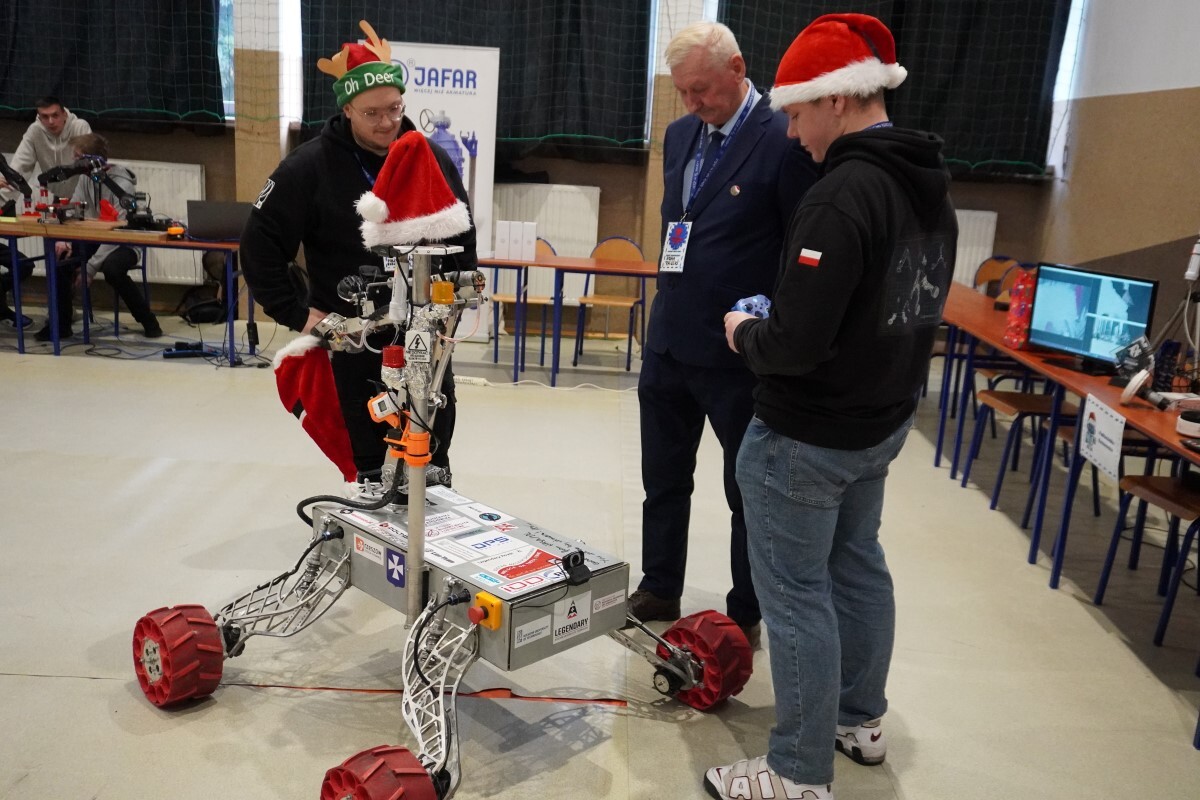 I Zawody Robotyczne CHEMIK AREA