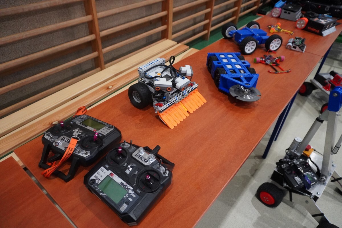 I Zawody Robotyczne CHEMIK AREA