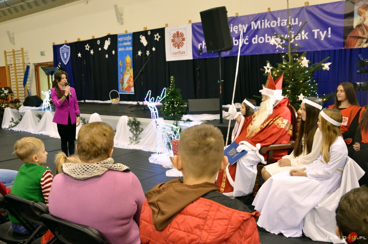 Mikołajki z Caritasem w Nowym Żmigrodzie