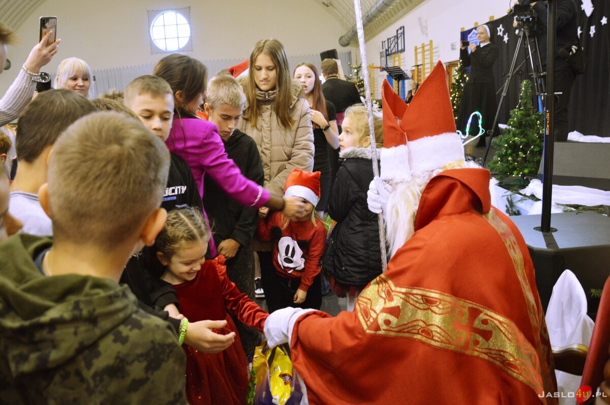 Mikołajki z Caritasem w Nowym Żmigrodzie