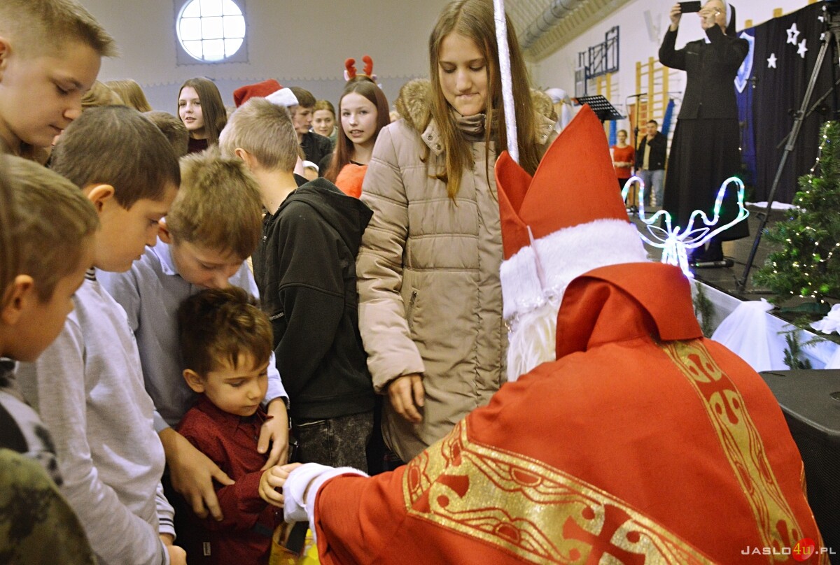 Mikołajki z Caritasem w Nowym Żmigrodzie