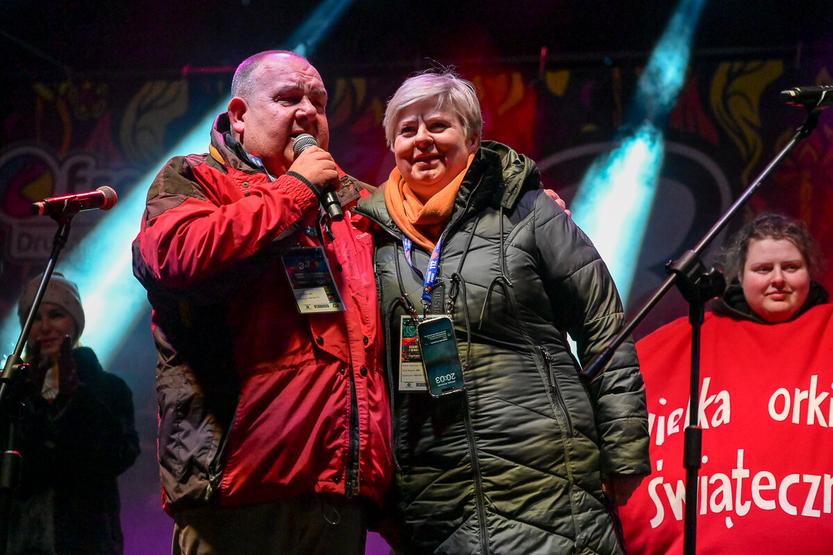 Finał WOŚP 2025 w Jaśle - wieczorne koncerty i licytacje