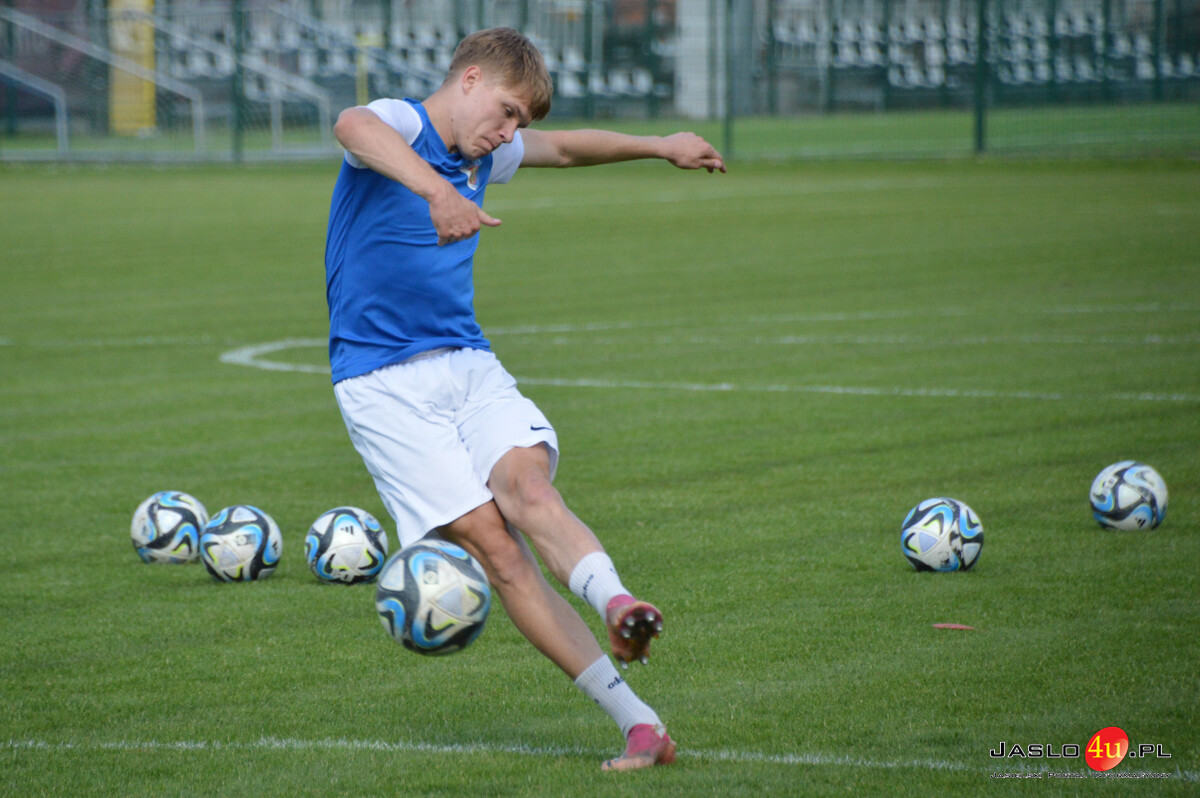 Derby Czarni Jasło - Karpaty Krosno 3:2
