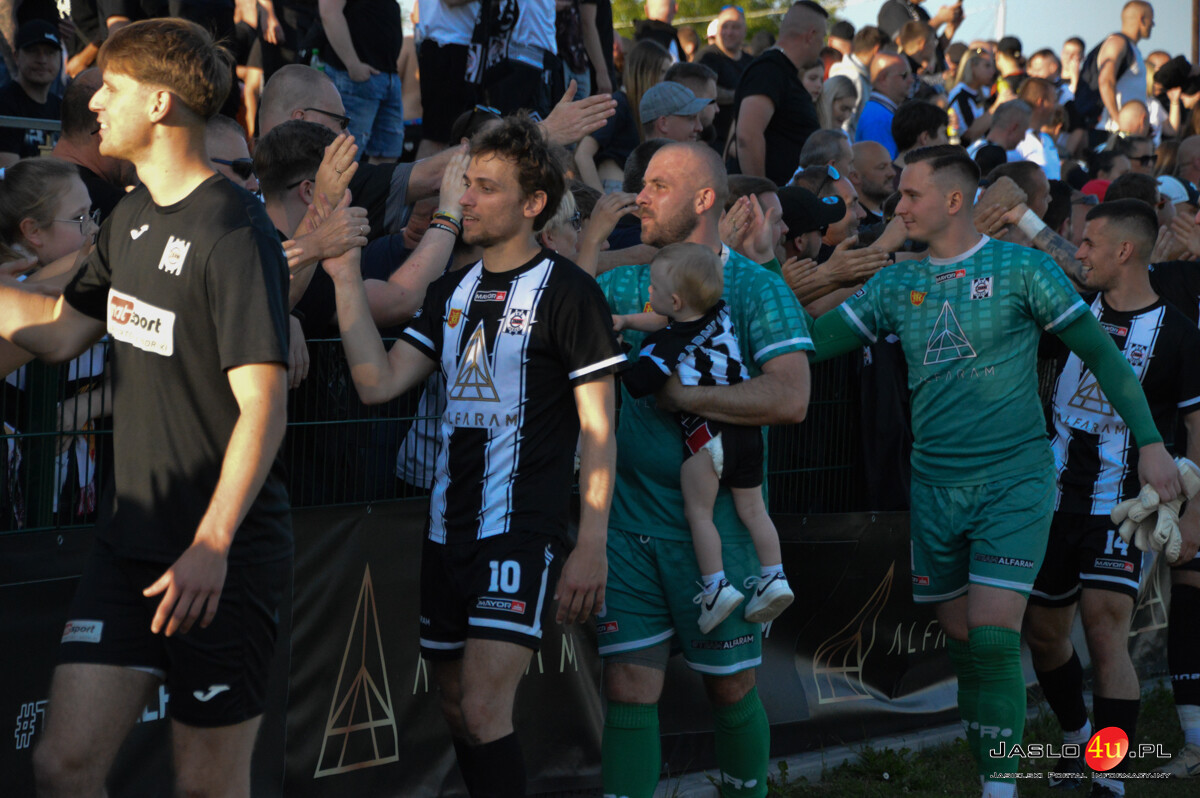 Derby Czarni Jasło - Karpaty Krosno 3:2