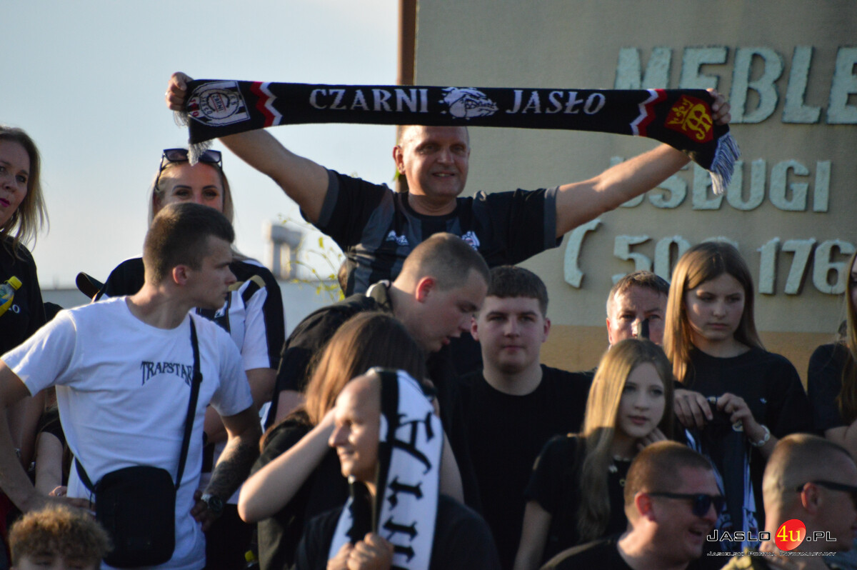 Derby Czarni Jasło - Karpaty Krosno 3:2