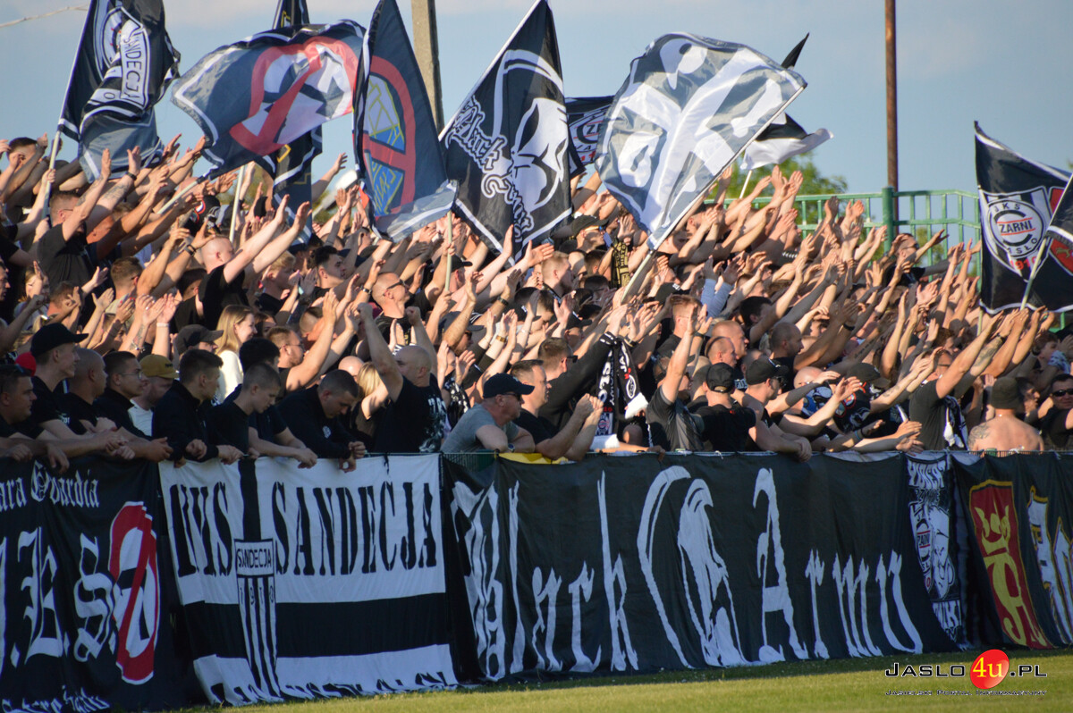 Derby Czarni Jasło - Karpaty Krosno 3:2