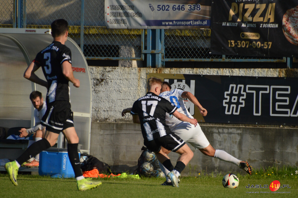 Derby Czarni Jasło - Karpaty Krosno 3:2