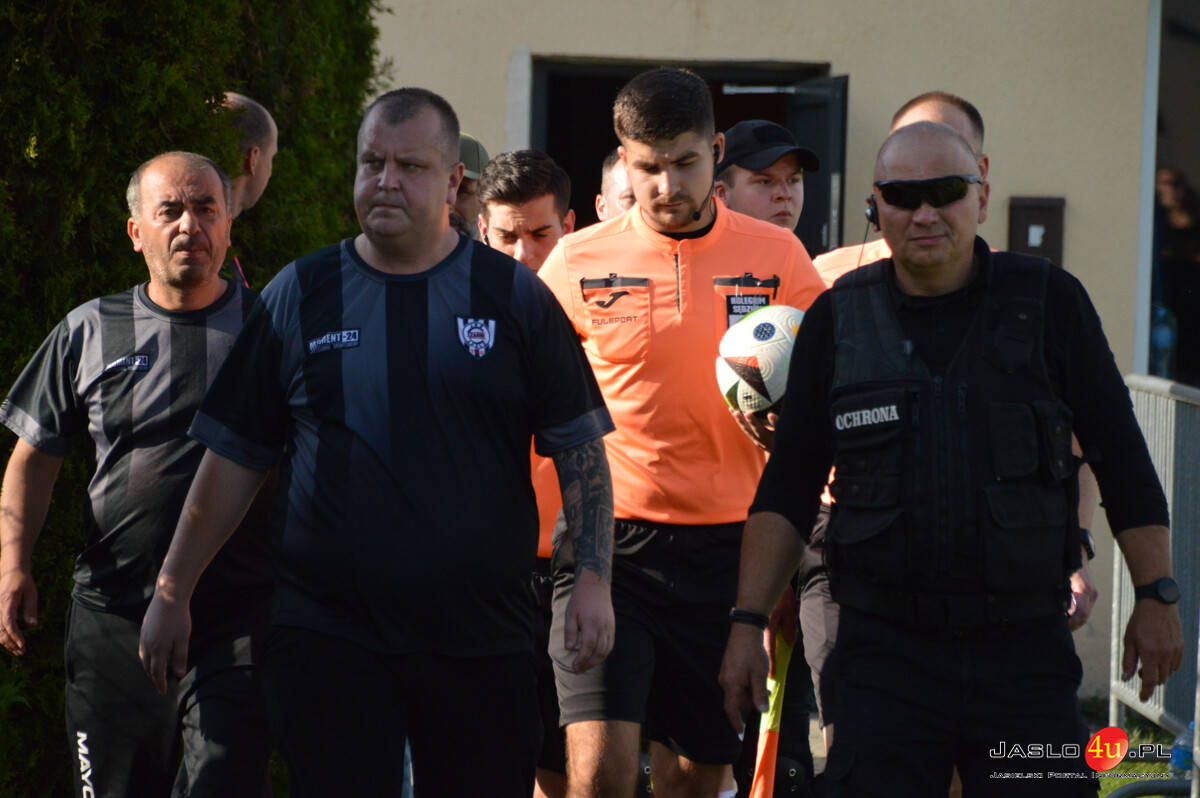 Derby Czarni Jasło - Karpaty Krosno 3:2