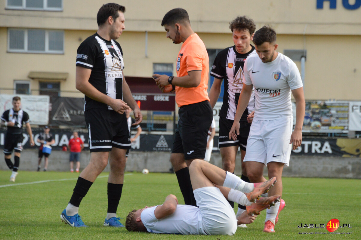 Derby Czarni Jasło - Karpaty Krosno 3:2