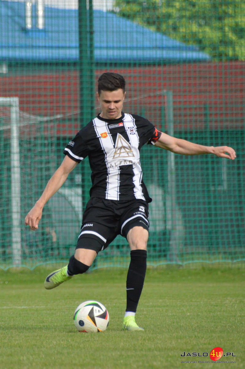 Derby Czarni Jasło - Karpaty Krosno 3:2