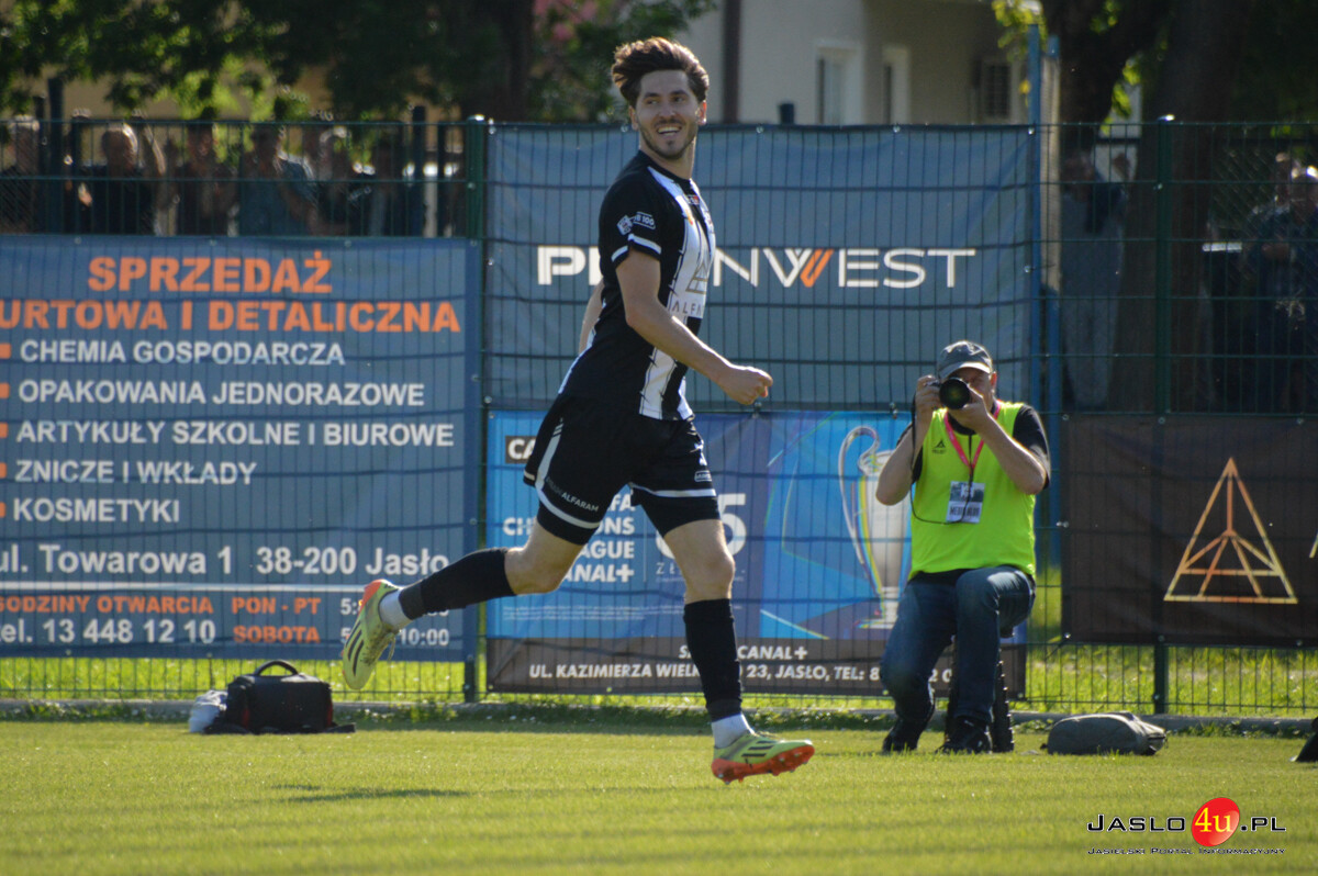 Derby Czarni Jasło - Karpaty Krosno 3:2