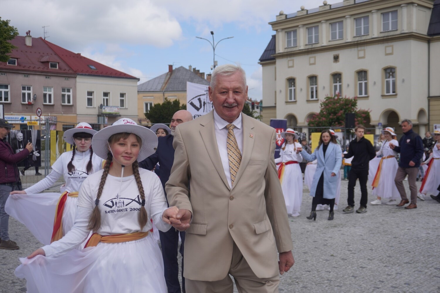 FISHMOB na jasieslkim rynku