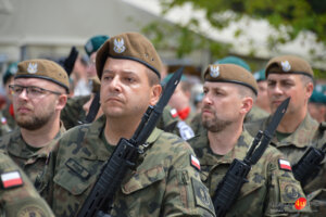 Uroczysta przysięga żołnierzy WOT na jasielskim rynku