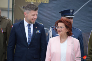 Uroczysta przysięga żołnierzy WOT na jasielskim rynku