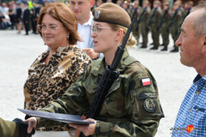 Uroczysta przysięga żołnierzy WOT na jasielskim rynku
