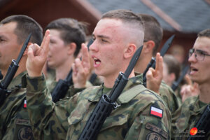 Uroczysta przysięga żołnierzy WOT na jasielskim rynku