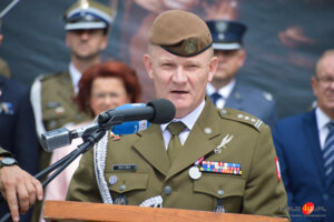 Uroczysta przysięga żołnierzy WOT na jasielskim rynku