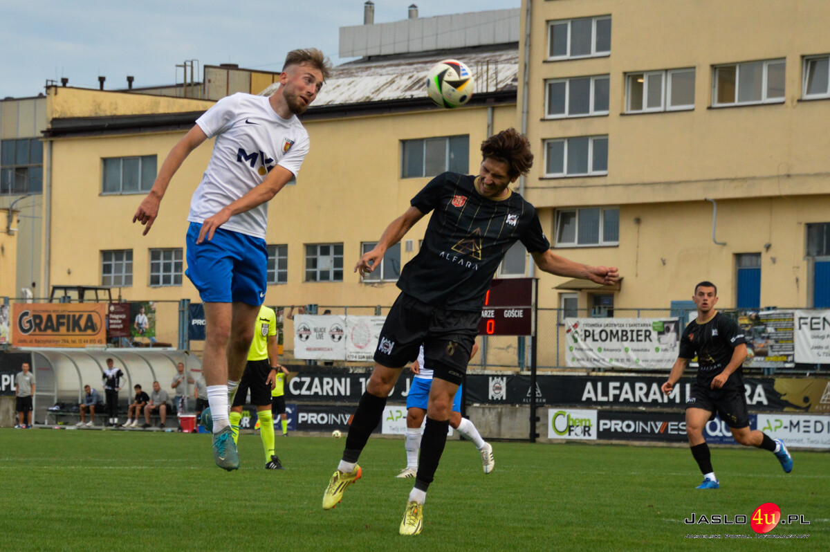 JKS Czarni 1910 Jasło - K.S. Karpaty Krosno 1:3