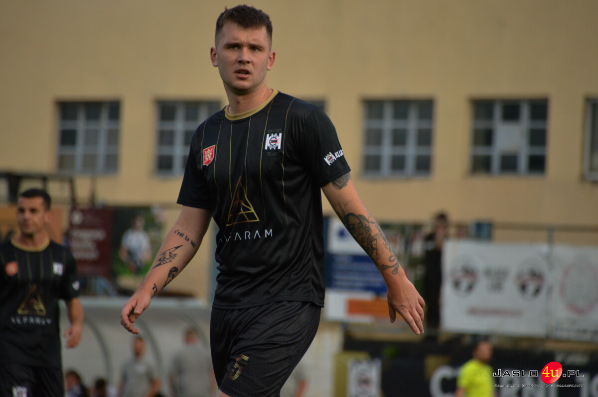 JKS Czarni 1910 Jasło - K.S. Karpaty Krosno 1:3