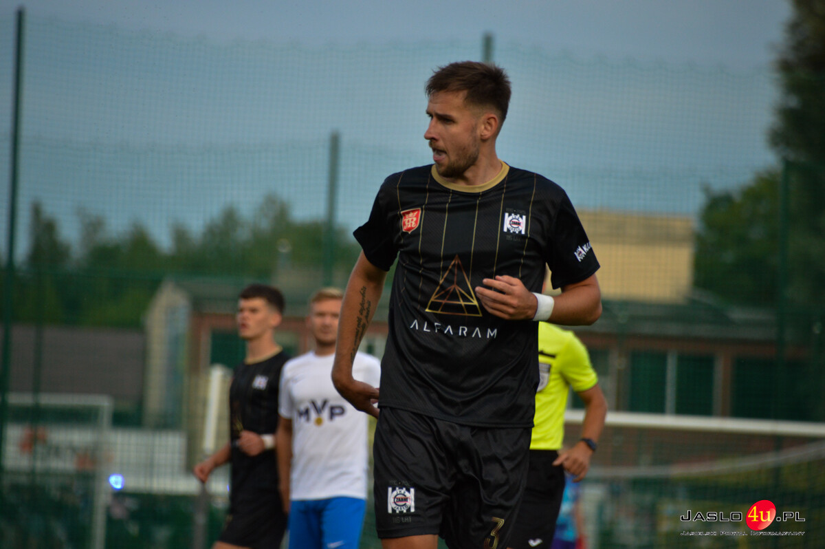JKS Czarni 1910 Jasło - K.S. Karpaty Krosno 1:3