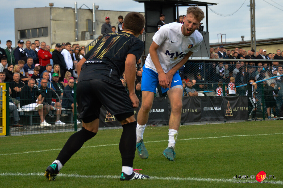 JKS Czarni 1910 Jasło - K.S. Karpaty Krosno 1:3