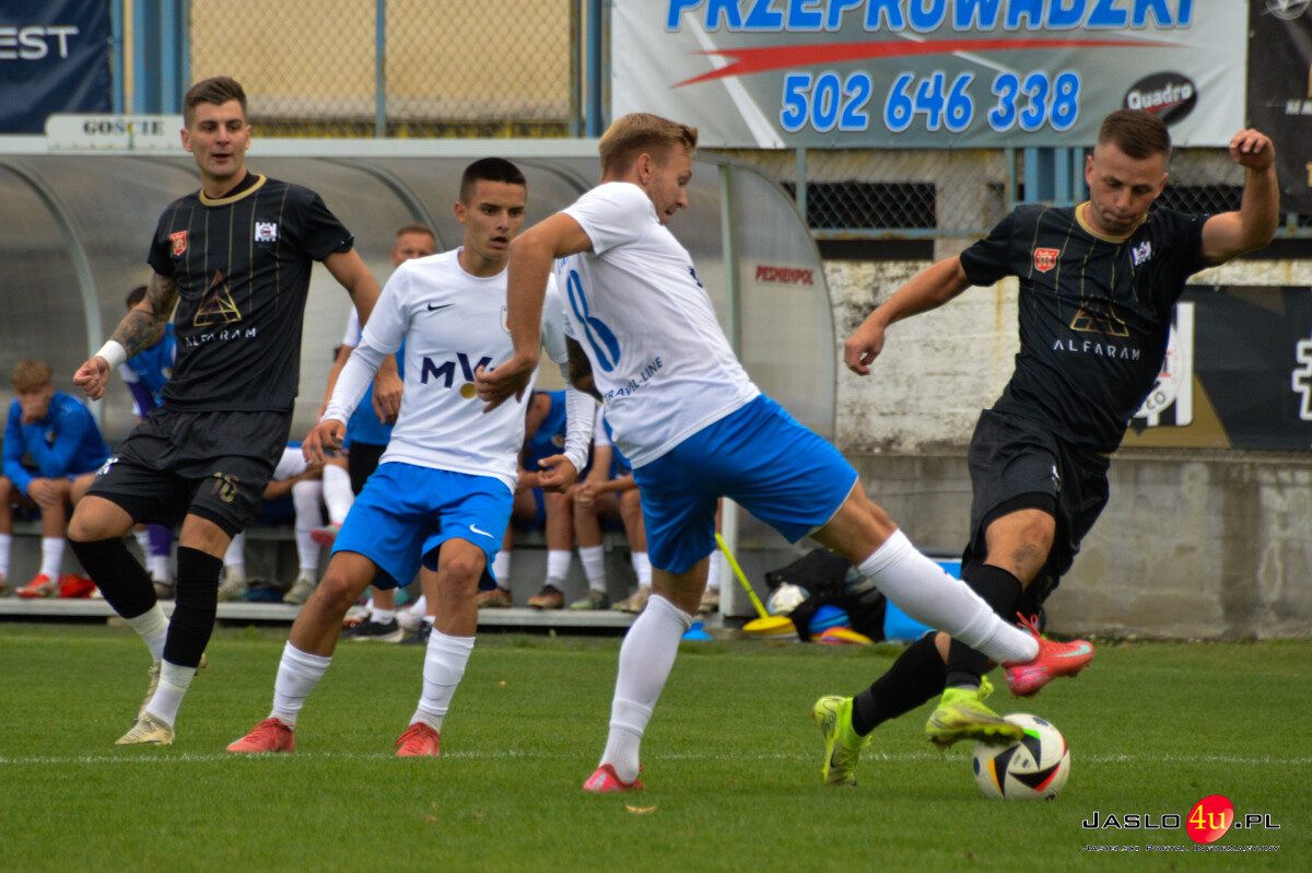 JKS Czarni 1910 Jasło - K.S. Karpaty Krosno 1:3