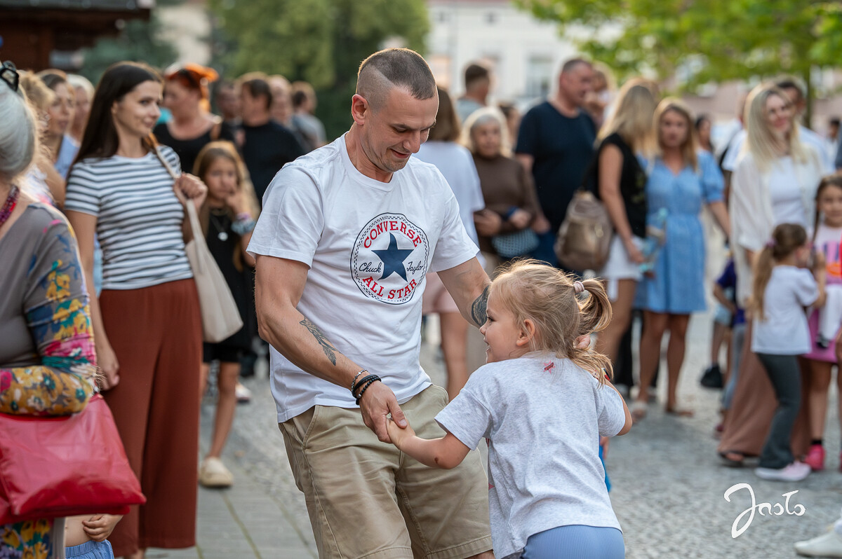 Potańcówka na jasielskim rynku 2.08.2025