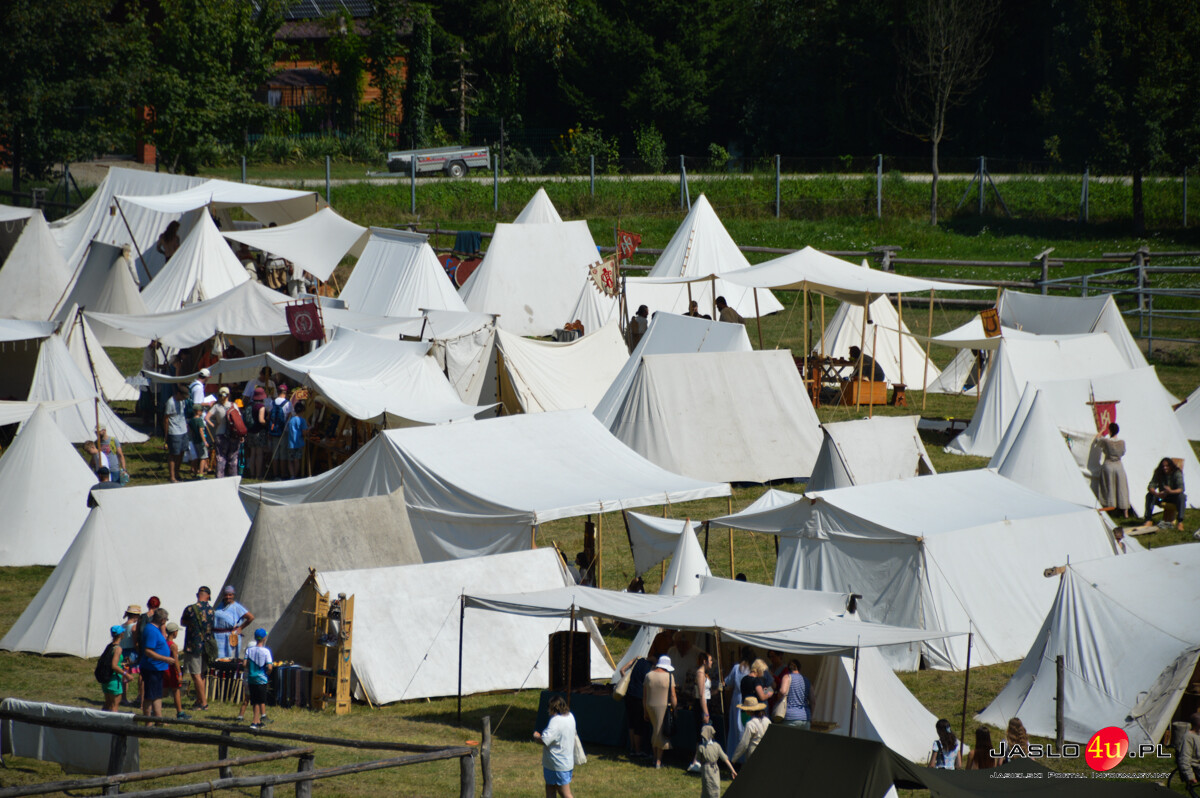 XIII Karpacki Festiwal Archeologiczny DWA OBLICZA Trzcinica 2025