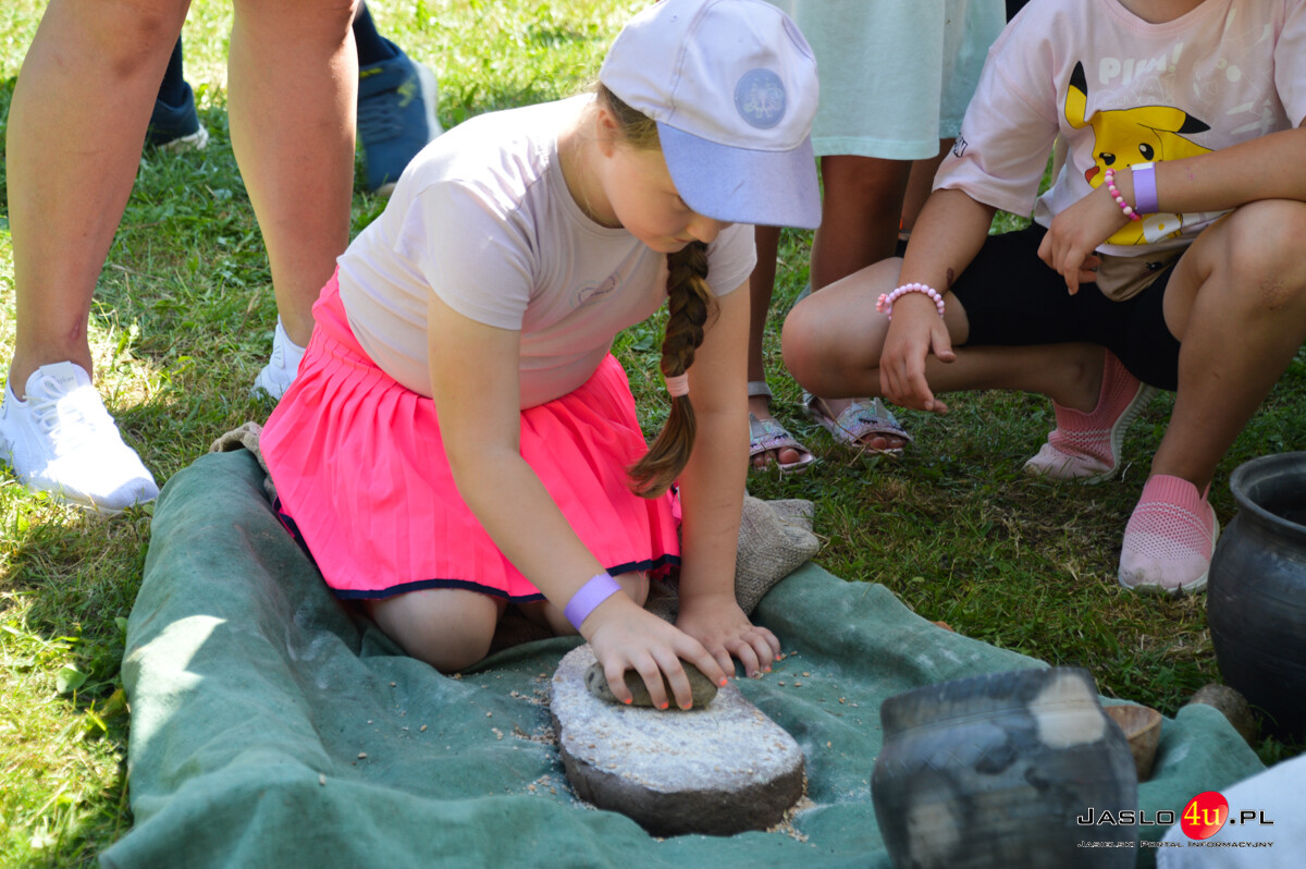 XIII Karpacki Festiwal Archeologiczny DWA OBLICZA Trzcinica 2025
