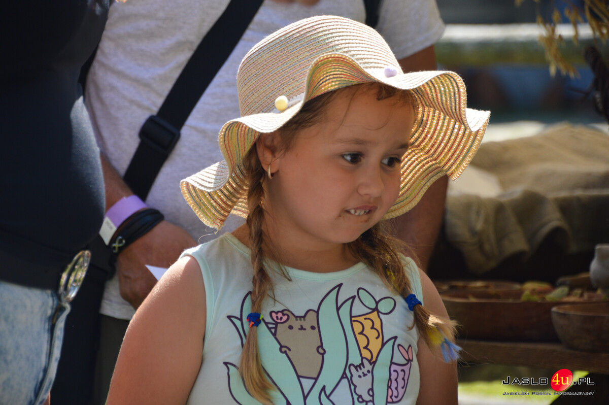 XIII Karpacki Festiwal Archeologiczny DWA OBLICZA Trzcinica 2025