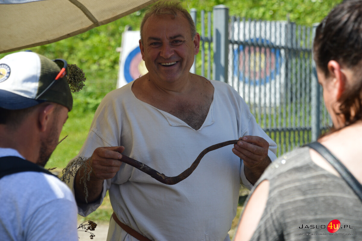 XIII Karpacki Festiwal Archeologiczny DWA OBLICZA Trzcinica 2025