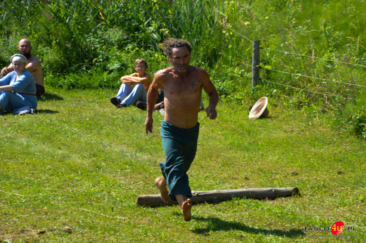 XIII Karpacki Festiwal Archeologiczny DWA OBLICZA Trzcinica 2025