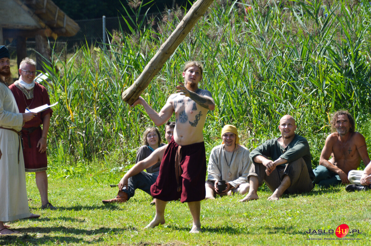 XIII Karpacki Festiwal Archeologiczny DWA OBLICZA Trzcinica 2025