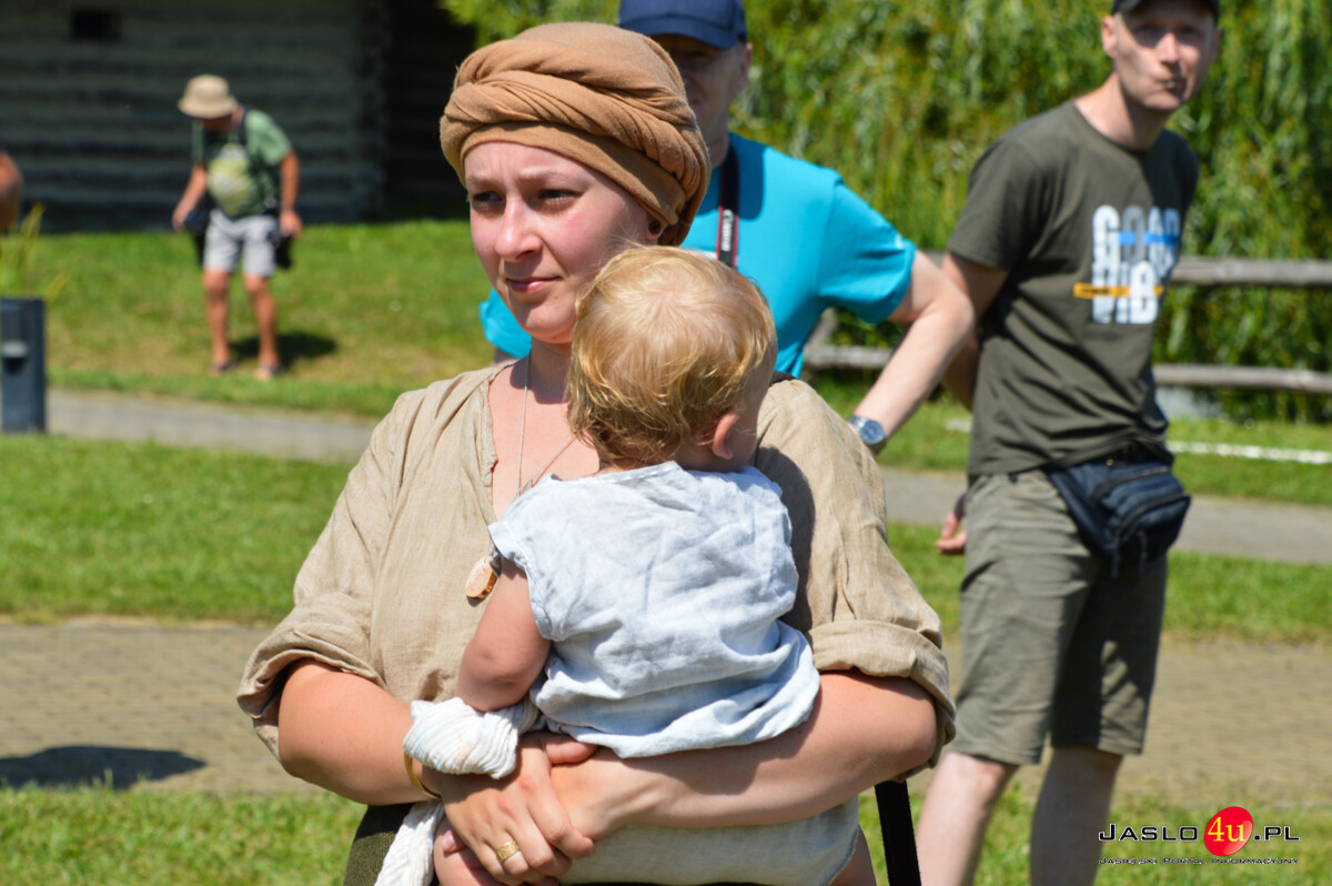 XIII Karpacki Festiwal Archeologiczny DWA OBLICZA Trzcinica 2025