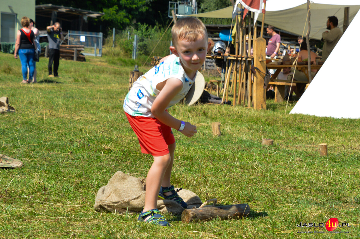 XIII Karpacki Festiwal Archeologiczny DWA OBLICZA Trzcinica 2025