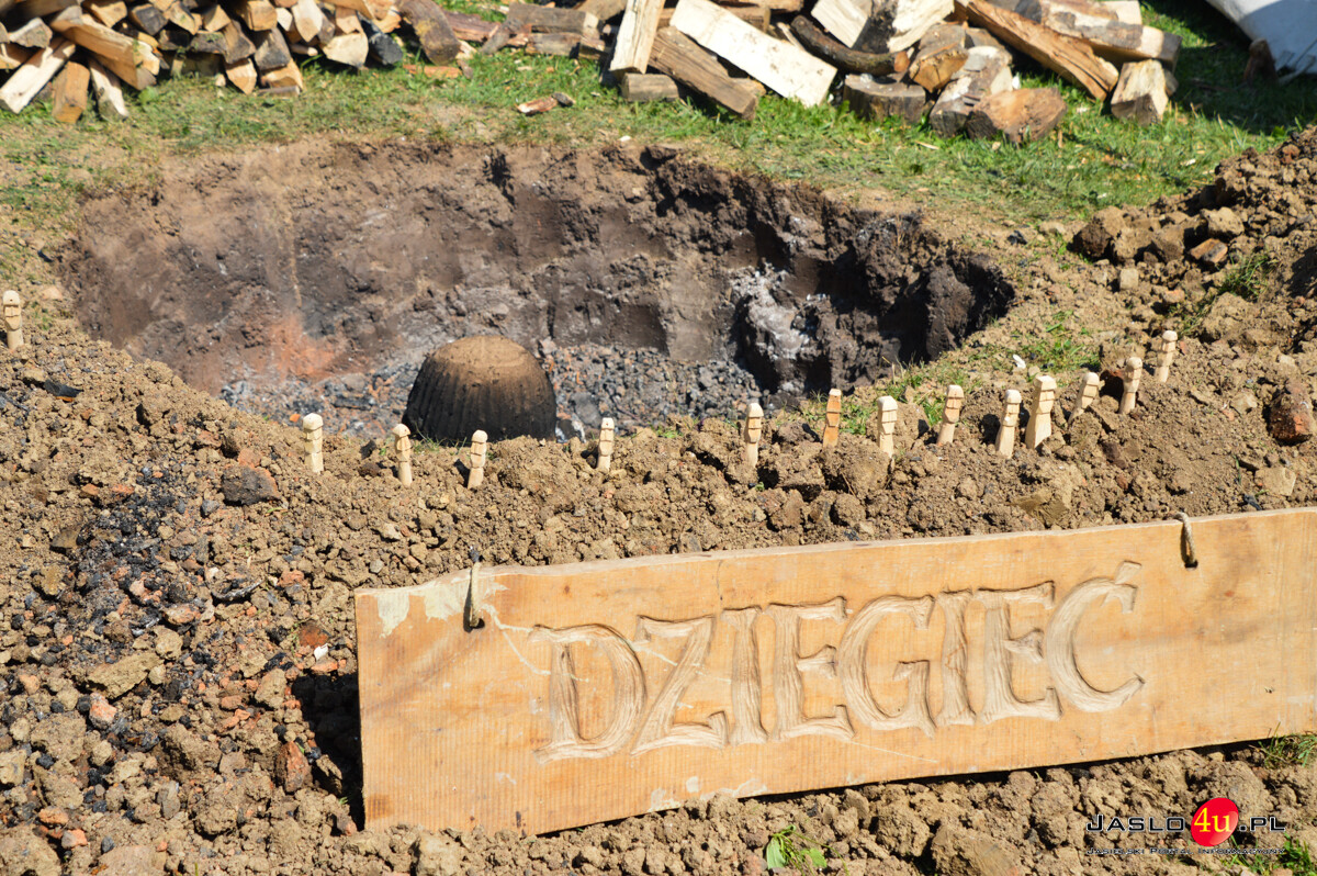 XIII Karpacki Festiwal Archeologiczny DWA OBLICZA Trzcinica 2025